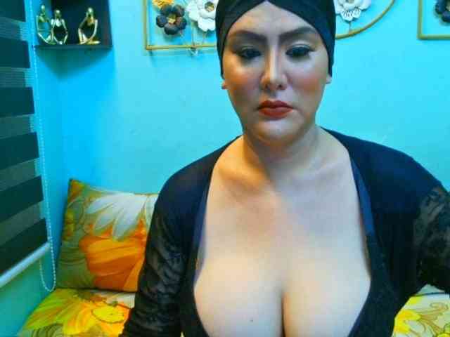 xSeductiveCockSofiax