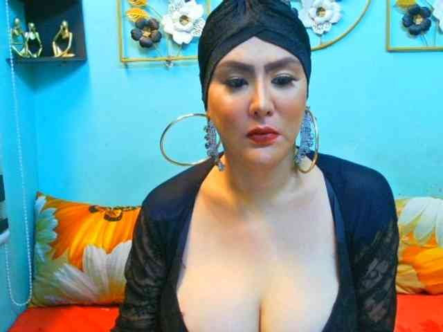 xSeductiveCockSofiax