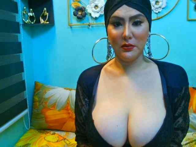 xSeductiveCockSofiax