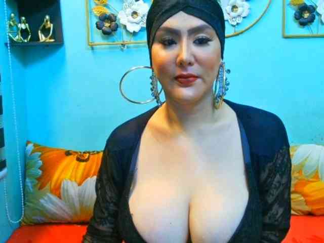 xSeductiveCockSofiax