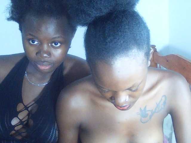 DoubleWAP live cam on BongaCams