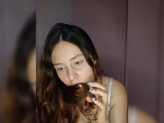 CANDYTHEROSS live cam on BongaCams
