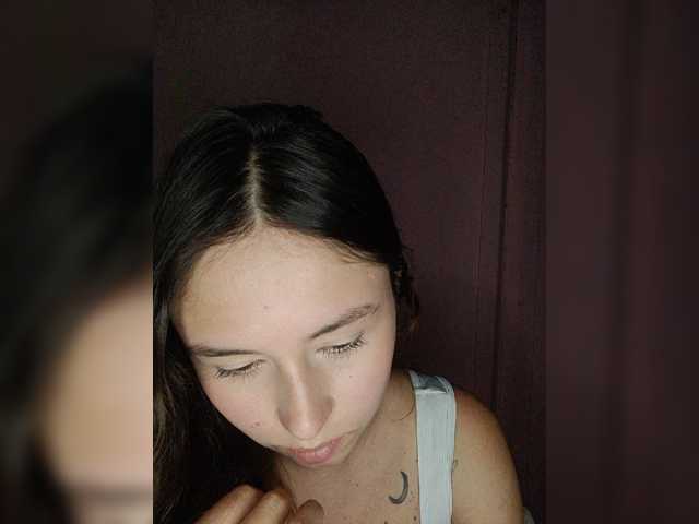 CANDYTHEROSS live cam on BongaCams