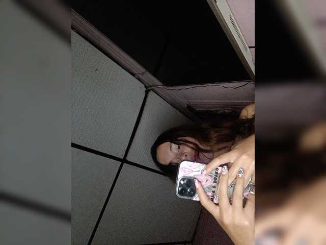 CANDYTHEROSS live cam on BongaCams