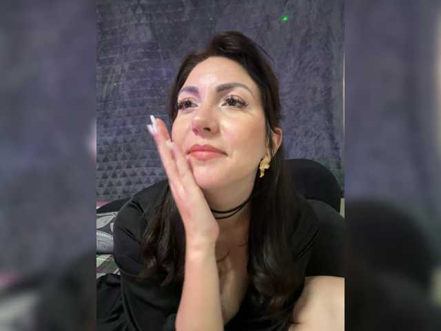 QueenOfSin3330, live now on BongaCams