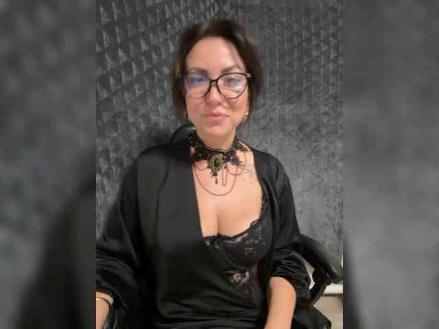 QueenOfSin3330