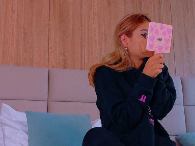 ZoehAngel live cam preview