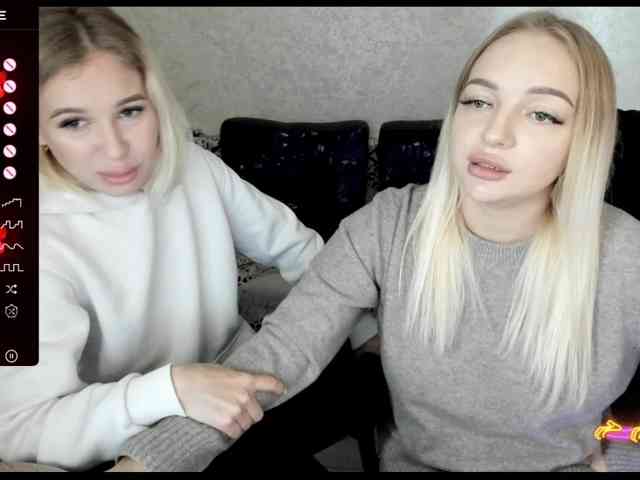 webcam model NikaStella