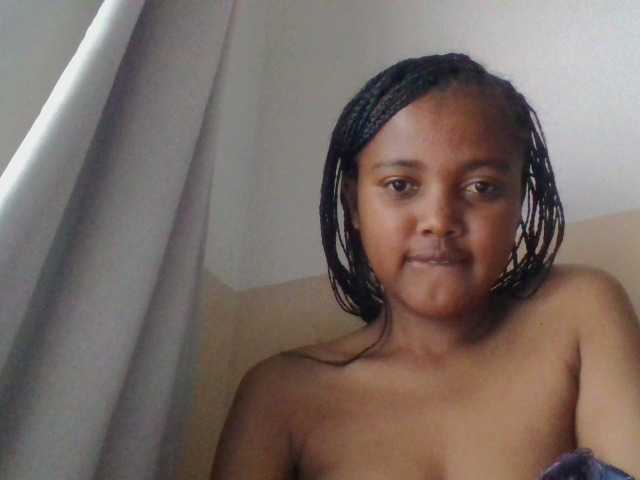 FAYENCE03 live cam on BongaCams
