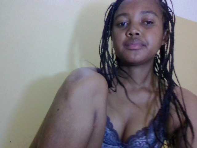 FAYENCE03 live cam on BongaCams