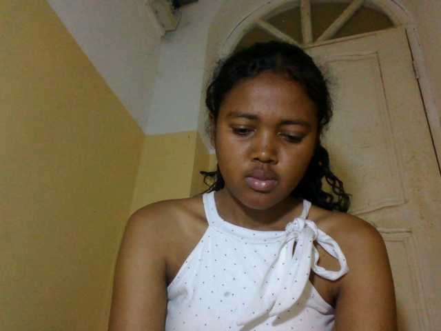 FAYENCE03 live cam on BongaCams