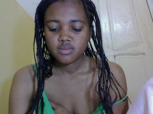 FAYENCE03 live cam on BongaCams