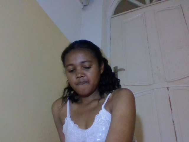 FAYENCE03 live cam on BongaCams