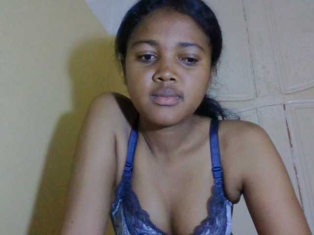 FAYENCE03 live cam on BongaCams