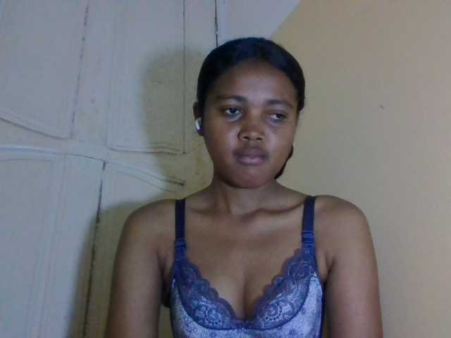 FAYENCE03 live cam on BongaCams