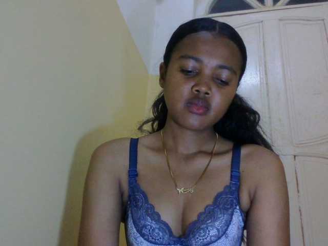 FAYENCE03 live cam on BongaCams