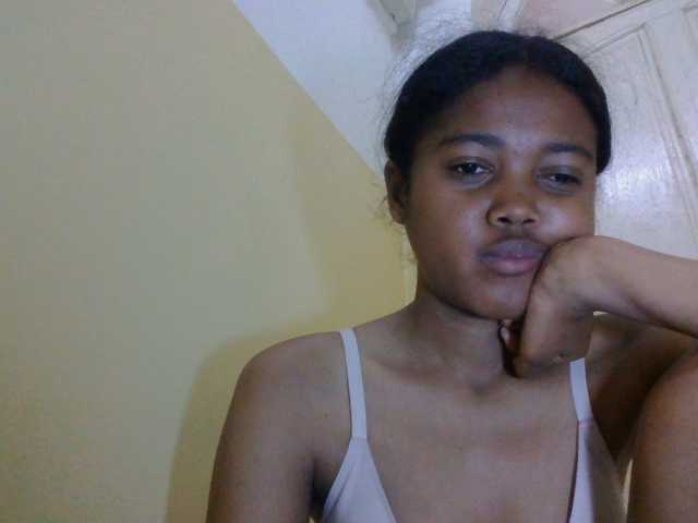 FAYENCE03 live cam on BongaCams