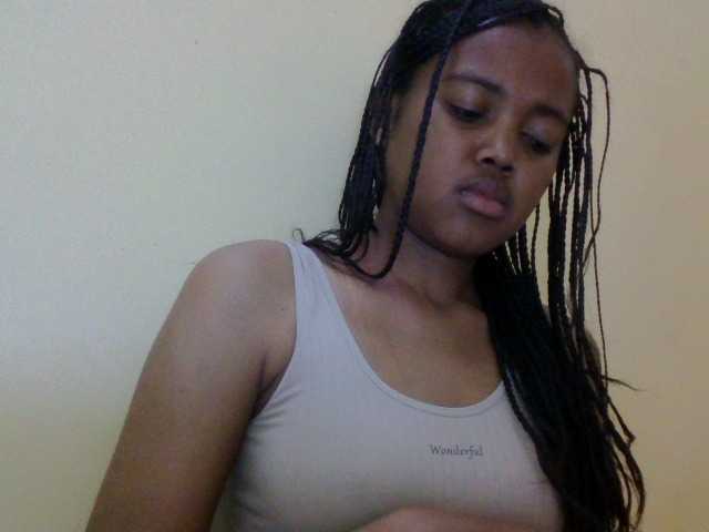 FAYENCE03, en directo ahora en BongaCams