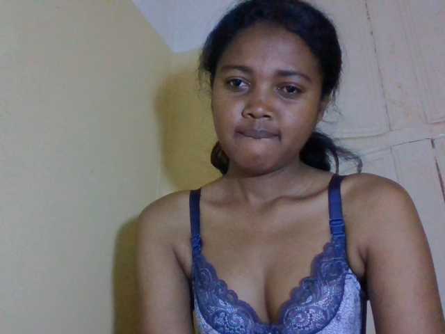 FAYENCE03 live cam on BongaCams