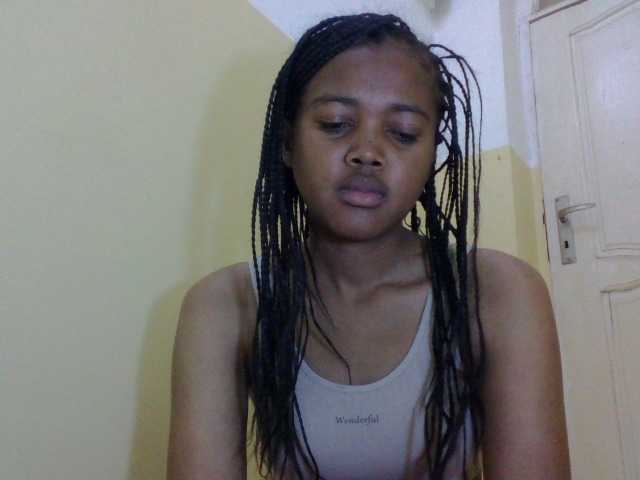 FAYENCE03, en vivo ahora en BongaCams