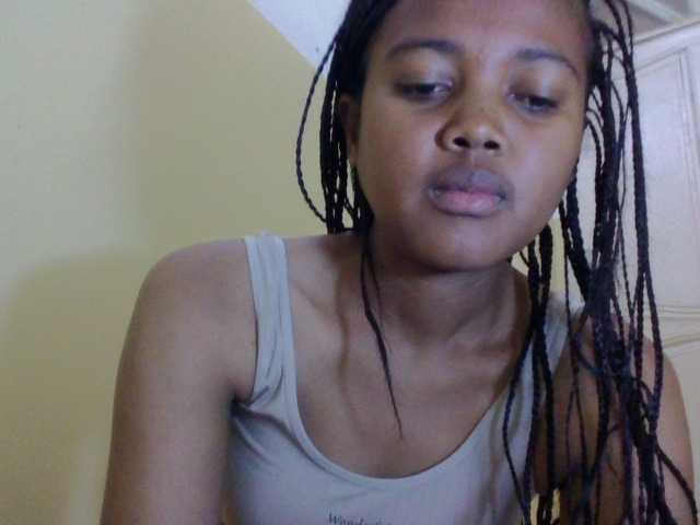 FAYENCE03, en vivo ahora en BongaCams