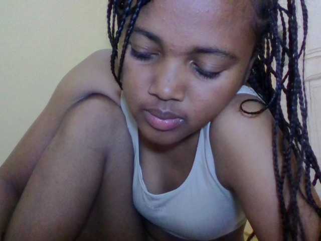 FAYENCE03 live cam on BongaCams