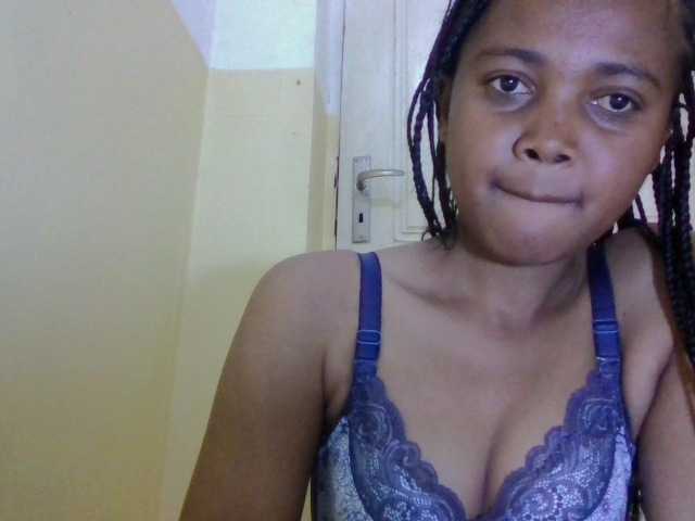 FAYENCE03 live cam on BongaCams