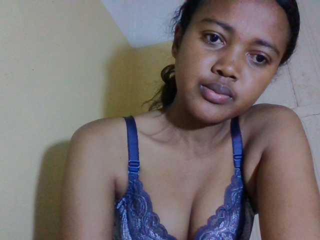 FAYENCE03 live cam on BongaCams