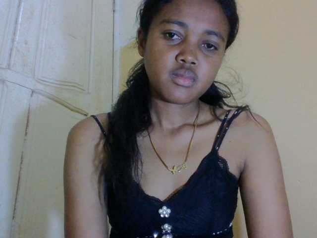 FAYENCE03 live cam on BongaCams