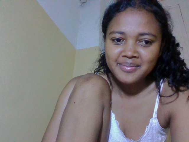 FAYENCE03 live cam on BongaCams