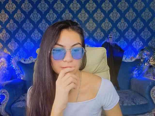 Model: BelllaMiller