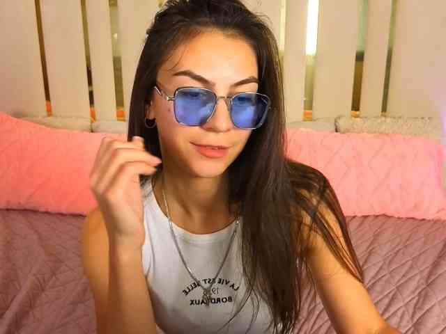 Model: BelllaMiller