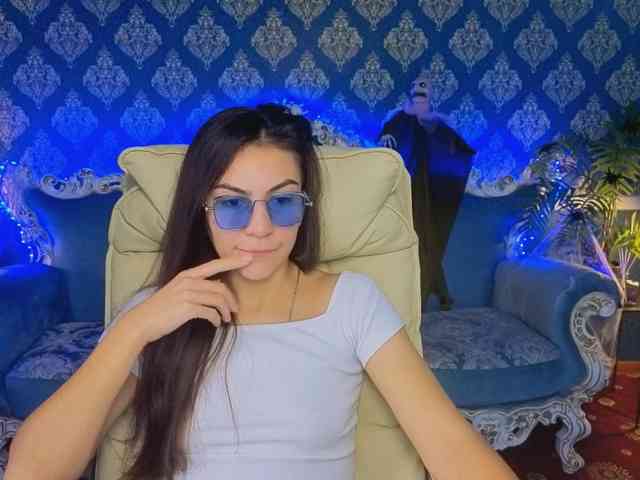 Model: BelllaMiller