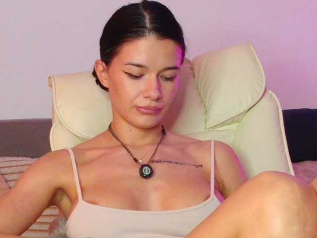 EvaMillar live cam on BongaCams