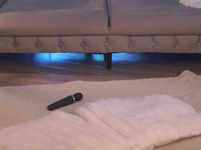 HottieJessyeX live cam on BongaCams