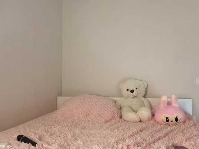 Doris-Monster, live now on BongaCams