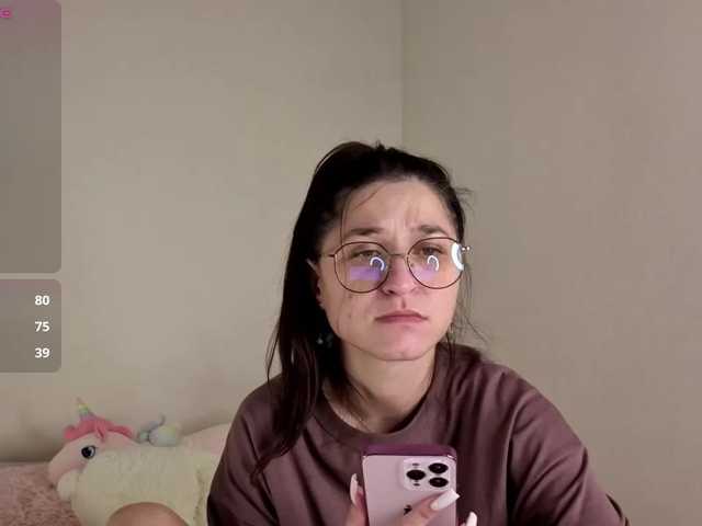 Doris-Monster live cam on BongaCams