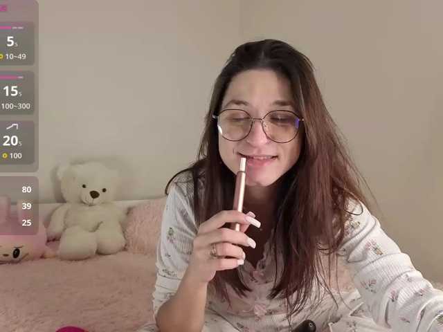 Doris-Monster live cam on BongaCams