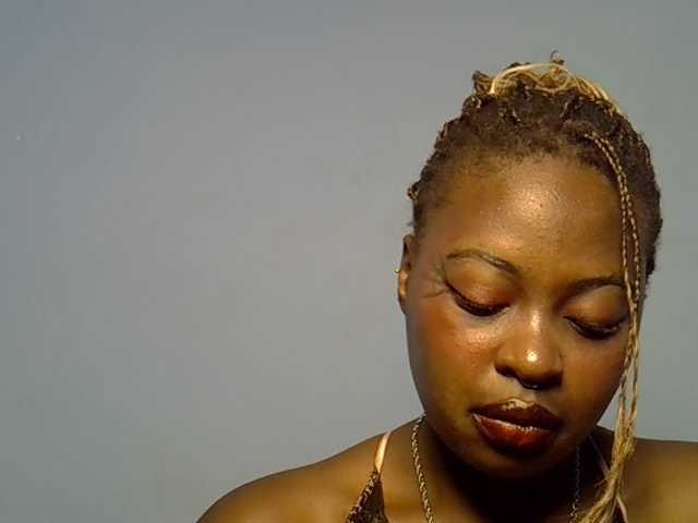 DaisyafterDarke live cam on BongaCams