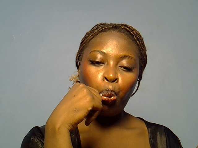 DaisyafterDarke live cam on BongaCams