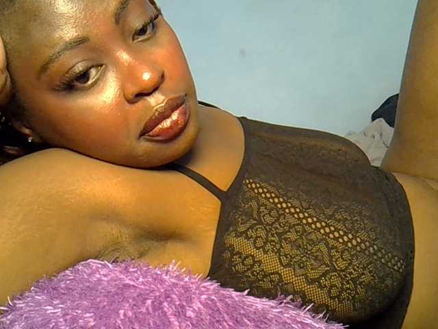 DaisyafterDarke live cam on BongaCams