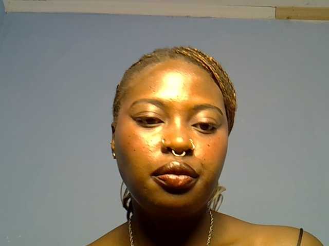 DaisyafterDarke live cam on BongaCams