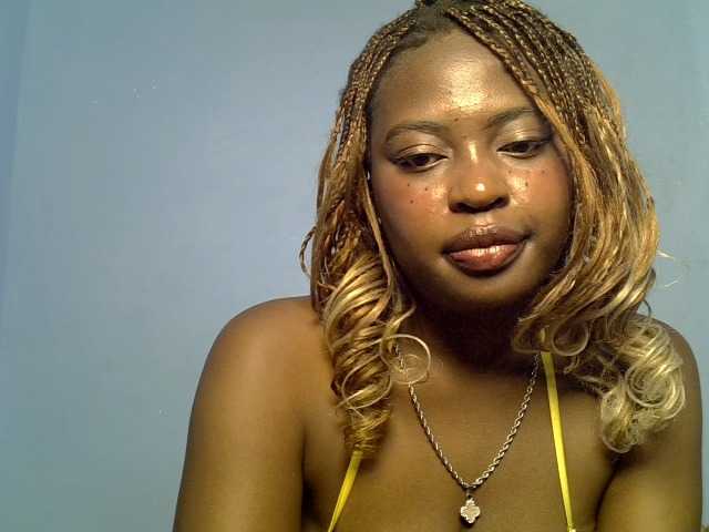 DaisyafterDarke live cam on BongaCams