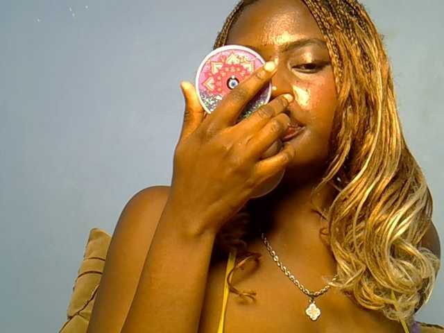 DaisyafterDarke live cam on BongaCams