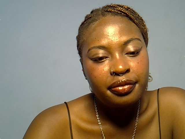 DaisyafterDarke live cam on BongaCams