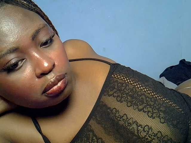 DaisyafterDarke live cam on BongaCams