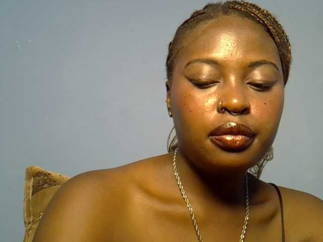 DaisyafterDarke live cam on BongaCams