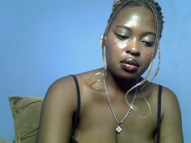 DaisyafterDarke live cam on BongaCams