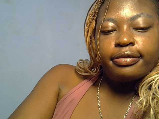 DaisyafterDarke live cam on BongaCams