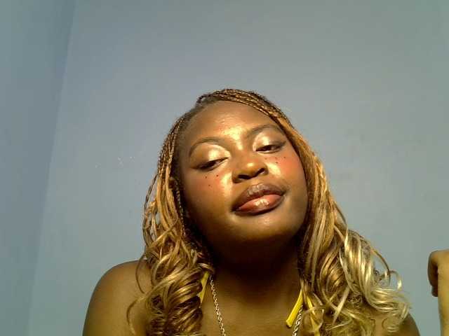 DaisyafterDarke live cam on BongaCams
